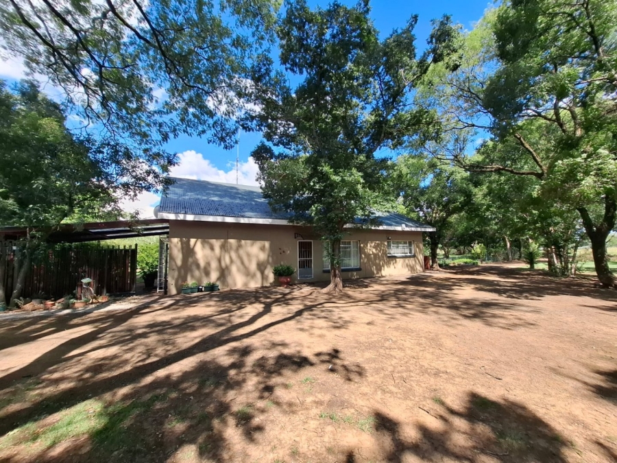 3 Bedroom Property for Sale in Roodewal Free State